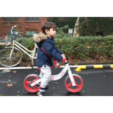 vélo pour enfants sans pédales pour la marche des petits bébés